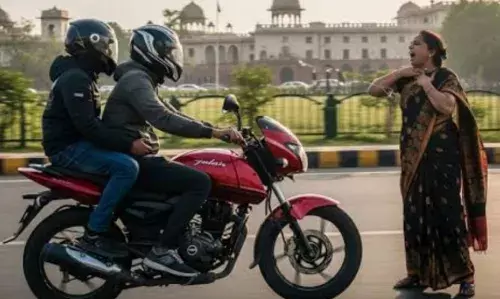 दिल्ली के सबसे VIP इलाके में महिला सांसद से सोने की चेन लूटी; मची खलबली