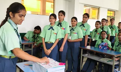 ग्रीनवैली विद्यालय में सीनेट मेंबर के चुनाव हेतु लोकतांत्रिक प्रक्रिया के अंतर्गत मतदान का आयोजन