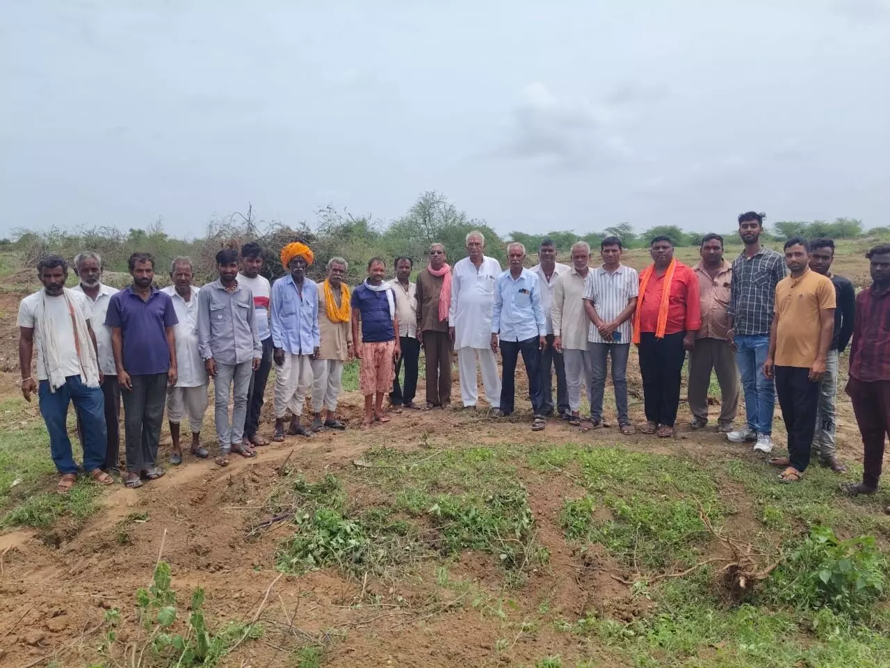 जेतपुरा में नया विद्यालय भवन का विधि विधान से किया नींव का मुहूर्त