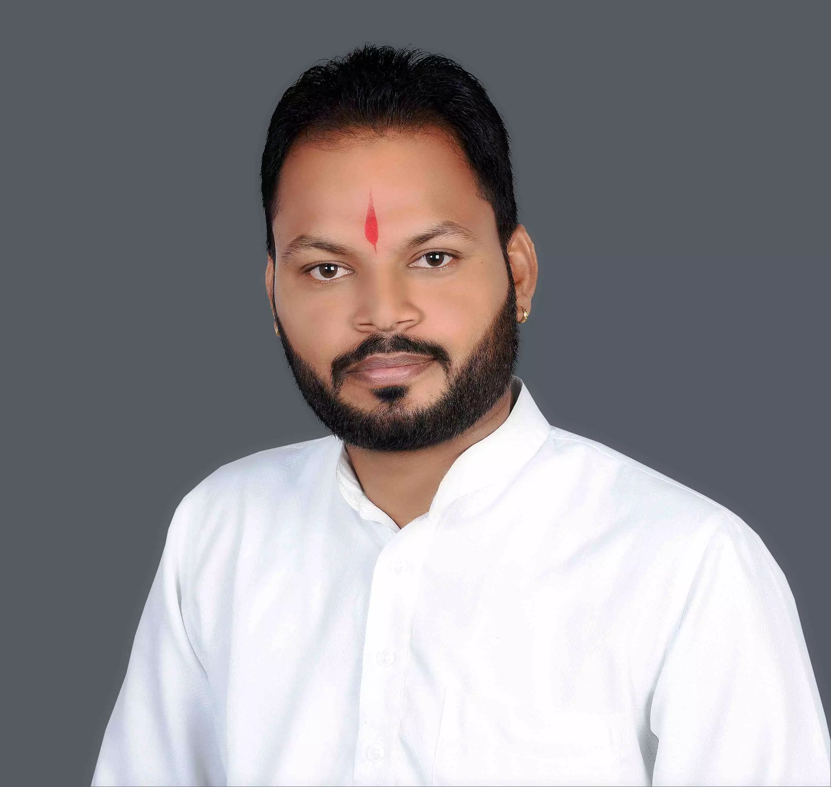 एडवोकेट सालवी को बनाया अध्यक्ष