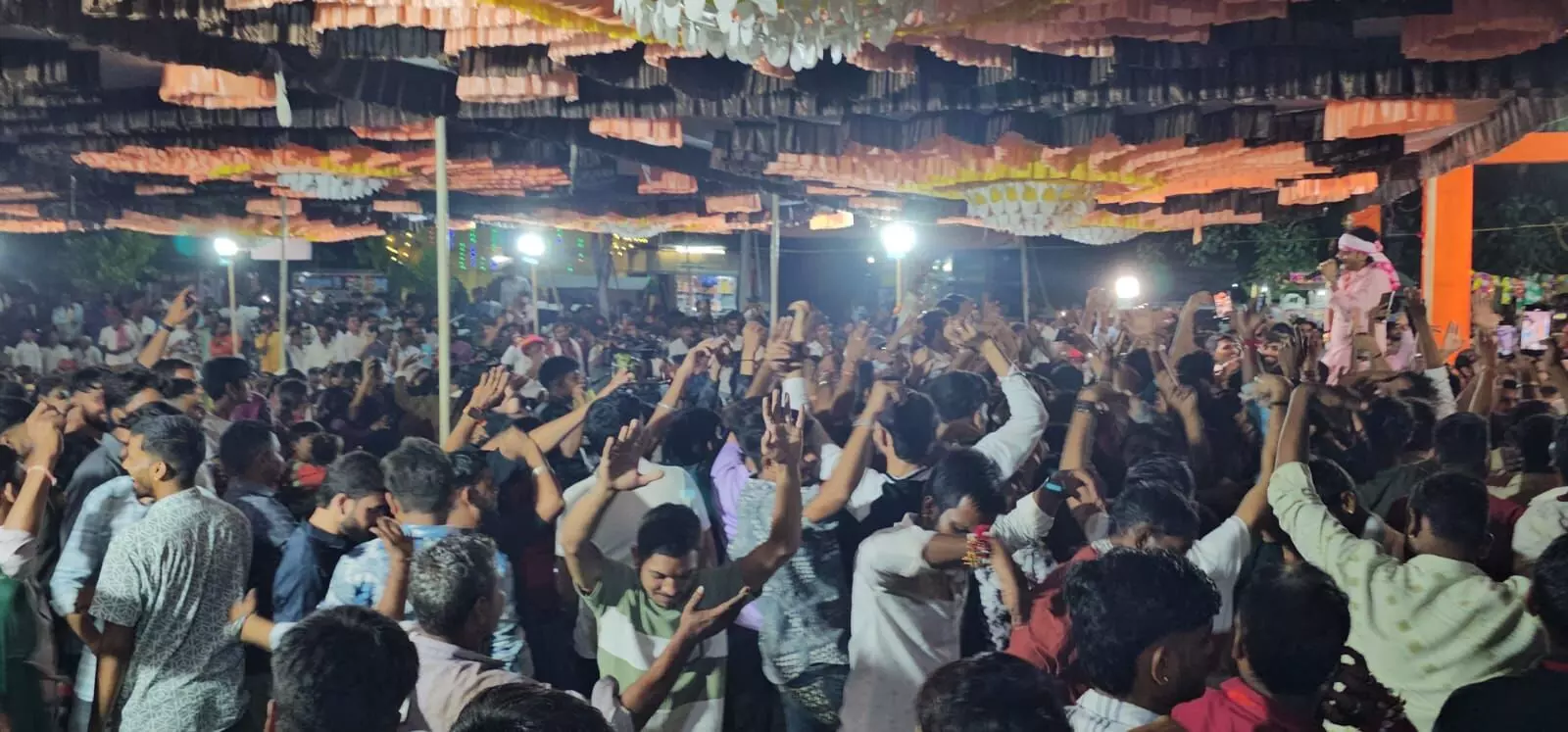 संत राजूरामजी महाराज के 12वें निशान महोत्सव में विशाल भजन आयोज‍ित