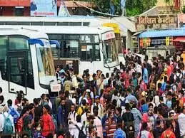 लो हो  गई  ,राजस्थान रोडवेज बस  की यात्रा महंगी : महिलाओ को मुफ्त यात्रा का तोहफा देने के बाद  10% से ज्यादा की किराए में बढ़ोतरी