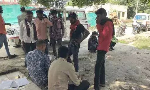 फांसी लगाने वाले युवक की उपचार के दौरान मौत