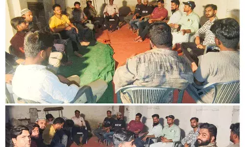 मतदाता गहन पुनरीक्षण अभियान में जल्द ही हेल्प डेस्क लगाने पर भी हुई चर्चा मतदाता गहन पुनरीक्षण अभियान में जल्द ही हेल्प डेस्क लगाने पर भी हुई चर्चा