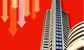 शेयर बाजार अमेरिकी टैरिफ से लाल निशान में खुला, ऑटो और एनर्जी स्टॉक्स पर दबाव शेयर बाजार अमेरिकी टैरिफ से लाल निशान में खुला, ऑटो और एनर्जी स्टॉक्स पर दबाव