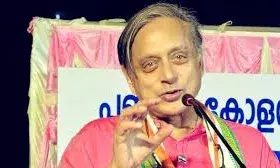 अमेरिका ने भारत पर लगाया 25% अतिरिक्त टैक्स, शशि थरूर बोले- ये दोहरा मापदंड है; हमें सीख लेनी चाहिए अमेरिका ने भारत पर लगाया 25% अतिरिक्त टैक्स, शशि थरूर बोले- ये दोहरा मापदंड है; हमें सीख लेनी चाहिए