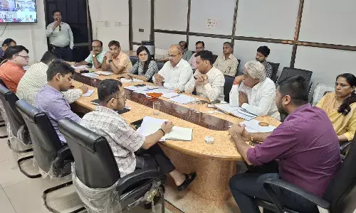 हर घर तिरंगा अभियान“ के सफल आयोजन हेतु जिला कलेक्टर ने ली जिला एवं ब्लॉक स्तर के अधिकारियों के साथ बैठक हर घर तिरंगा अभियान“ के सफल आयोजन हेतु जिला कलेक्टर ने ली जिला एवं ब्लॉक स्तर के अधिकारियों के साथ बैठक