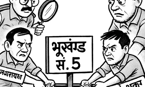 सत्यनारायण ने  भूखंड हड़पने का आरोप लगाया, शंकर जा  जाट ने उसी पट्टे को फर्जी बताते हुए जांच की मांग की