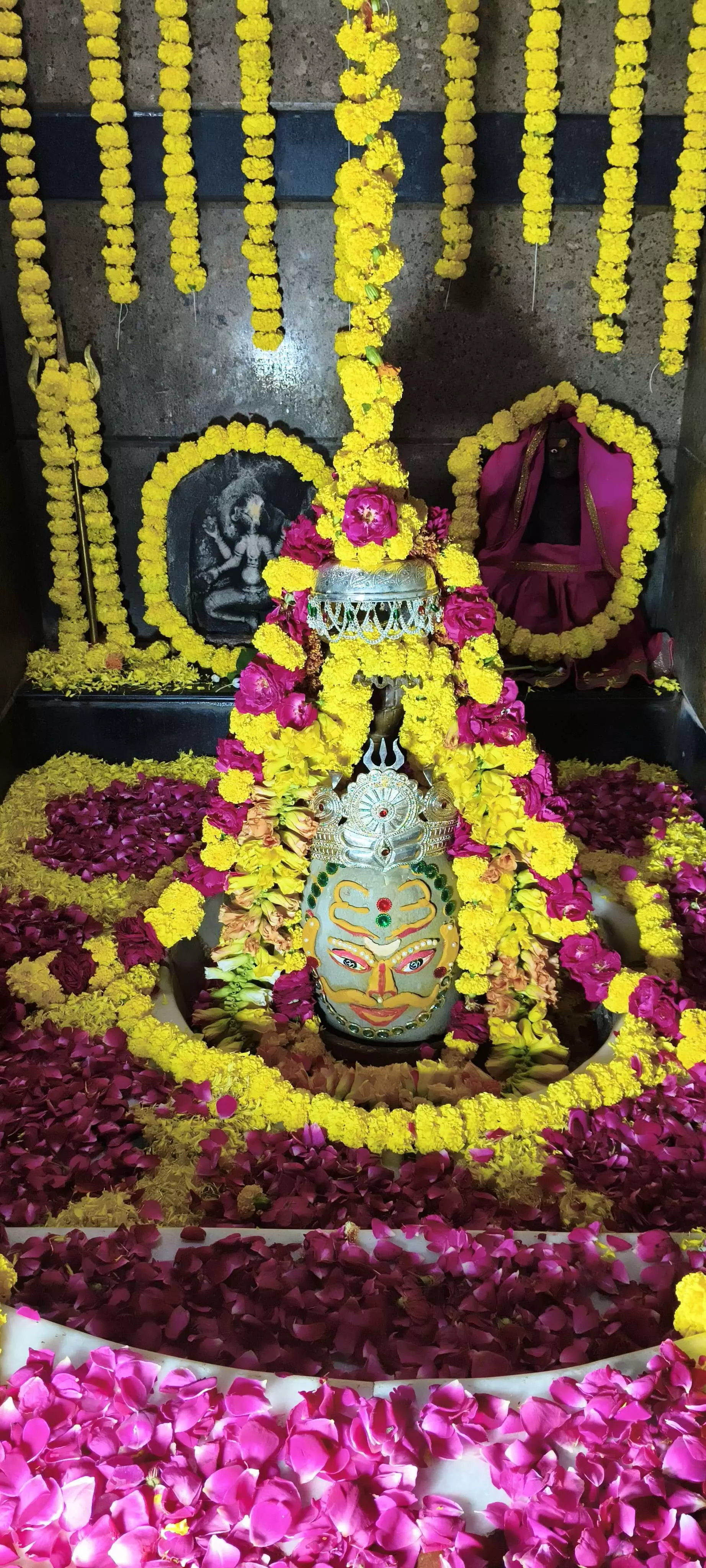 श्री झालरा महादेव मंदिर में  छप्पन भोग धराया