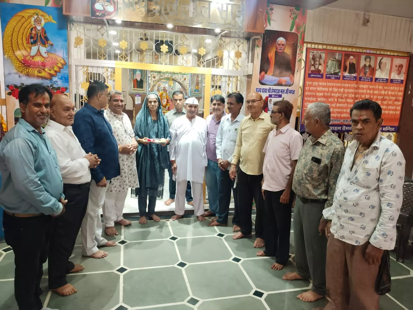 भगवान झूलेलाल को रक्षा सूत्र बांध कर मनाया रक्षा बंधन पर्व भगवान झूलेलाल को रक्षा सूत्र बांध कर मनाया रक्षा बंधन पर्व