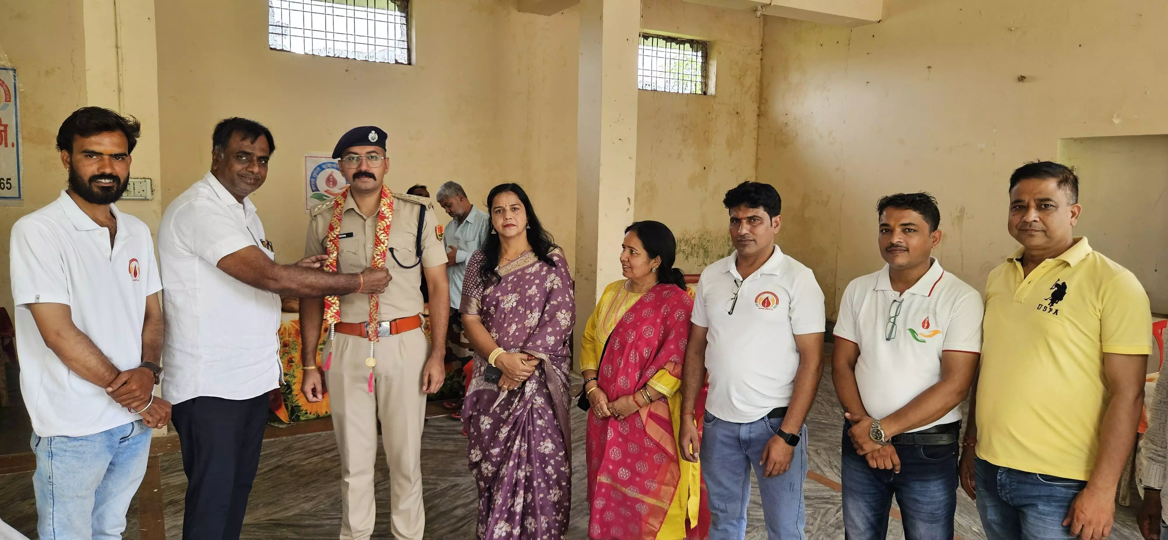 61 यूनिट रक्तदान कर मनाया रक्षाबंधन पर्व 61 यूनिट रक्तदान कर मनाया रक्षाबंधन पर्व