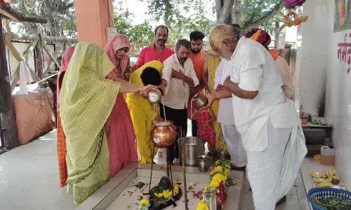बड़ी हरणी में सहस्रधारा महारुद्राभिषेक, भक्तों ने किया जलाभिषेक