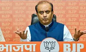 सत्ता खोने की हताशा में झूठे और बेबुनियाद बयान दे रहे राहुल गांधी, सुधांशु त्रिवेदी का करारा पलटवार सत्ता खोने की हताशा में झूठे और बेबुनियाद बयान दे रहे राहुल गांधी, सुधांशु त्रिवेदी का करारा पलटवार