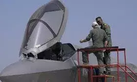 अमेरिका का लड़ाकू विमान F-35 कबाड़ है क्या? केरल के बाद जापान में इमरजेंसी लैंडिंग, क्या भरोसा कर पाएगा भारत?