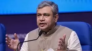 भारत, अमेरिका का सबसे बड़ा स्मार्टफोन सप्लायर बना, बीते 11 वर्षों में उत्पादन 6 गुना बढ़ा: अश्विनी वैष्णव