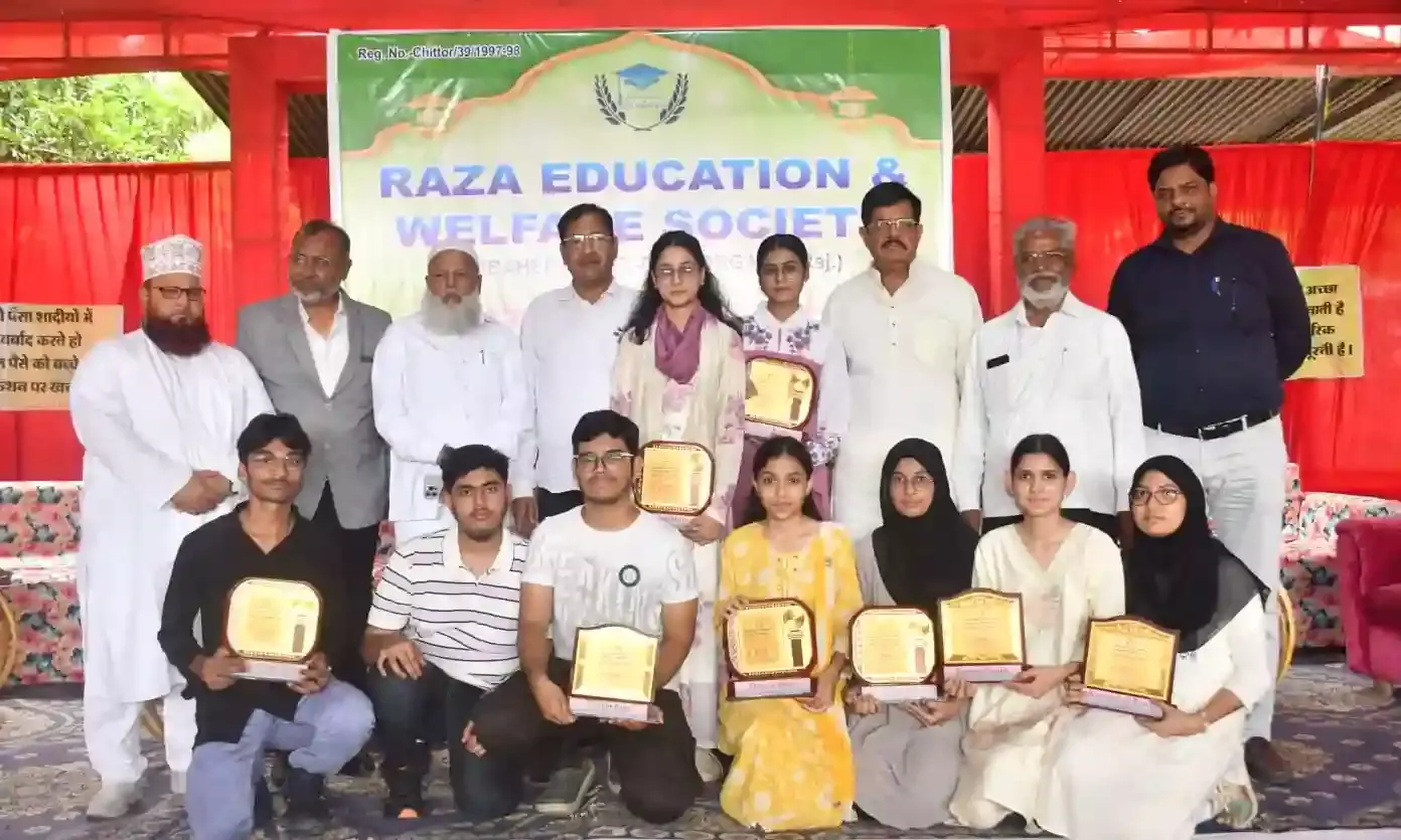 पूर्व सहकारिता मंत्री आंजना ने किया निंबाहेड़ा क्षेत्र की प्रतिभाओं को टेलेंट अवार्ड से सम्मानित