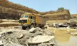 भीलवाड़ा में खनन पर संकट — अरावली प्रतिबंध से हजार पट्टे प्रभावित