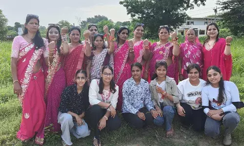 माहेश्वरी महिला मंडल द्वारा राखी स्नेह मिलन मनाया माहेश्वरी महिला मंडल द्वारा राखी स्नेह मिलन मनाया