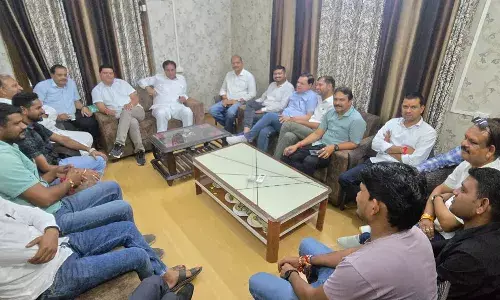 तैयारियों के संदर्भ में विधायक कृपलानी ने ली जनप्रतिनिधियों की बैठक, सौंपी जिम्मेदारी