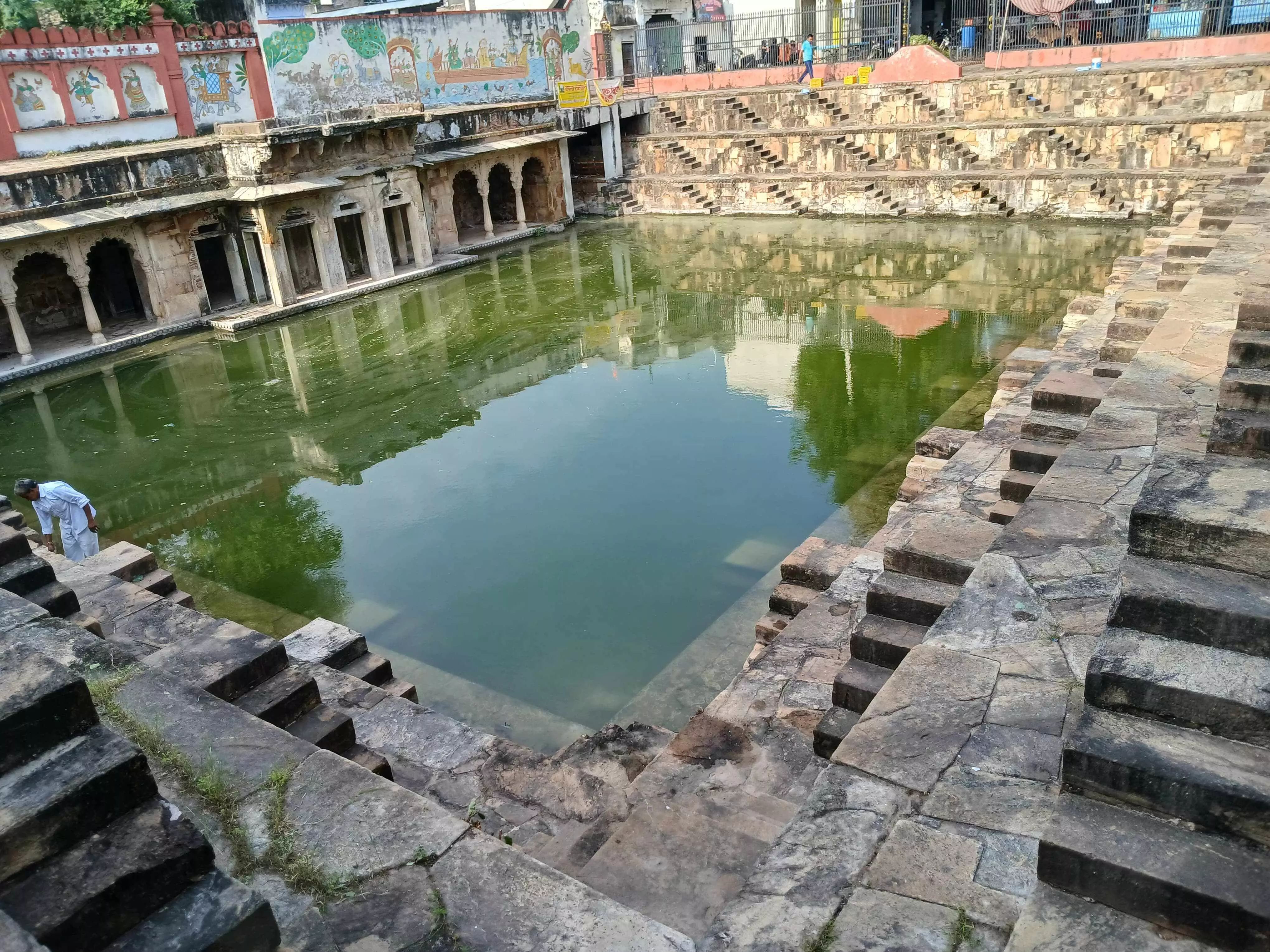 चमक उठा बनेड़ा का ऐतिहासिक मान कुंड चमक उठा बनेड़ा का ऐतिहासिक मान कुंड