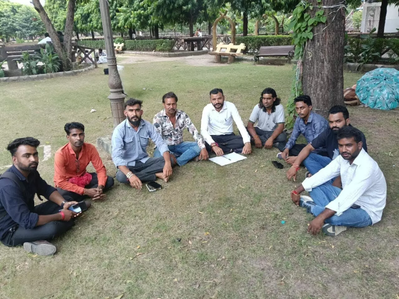 युवा संगठन की बैठक का आयोजन युवा संगठन की बैठक का आयोजन