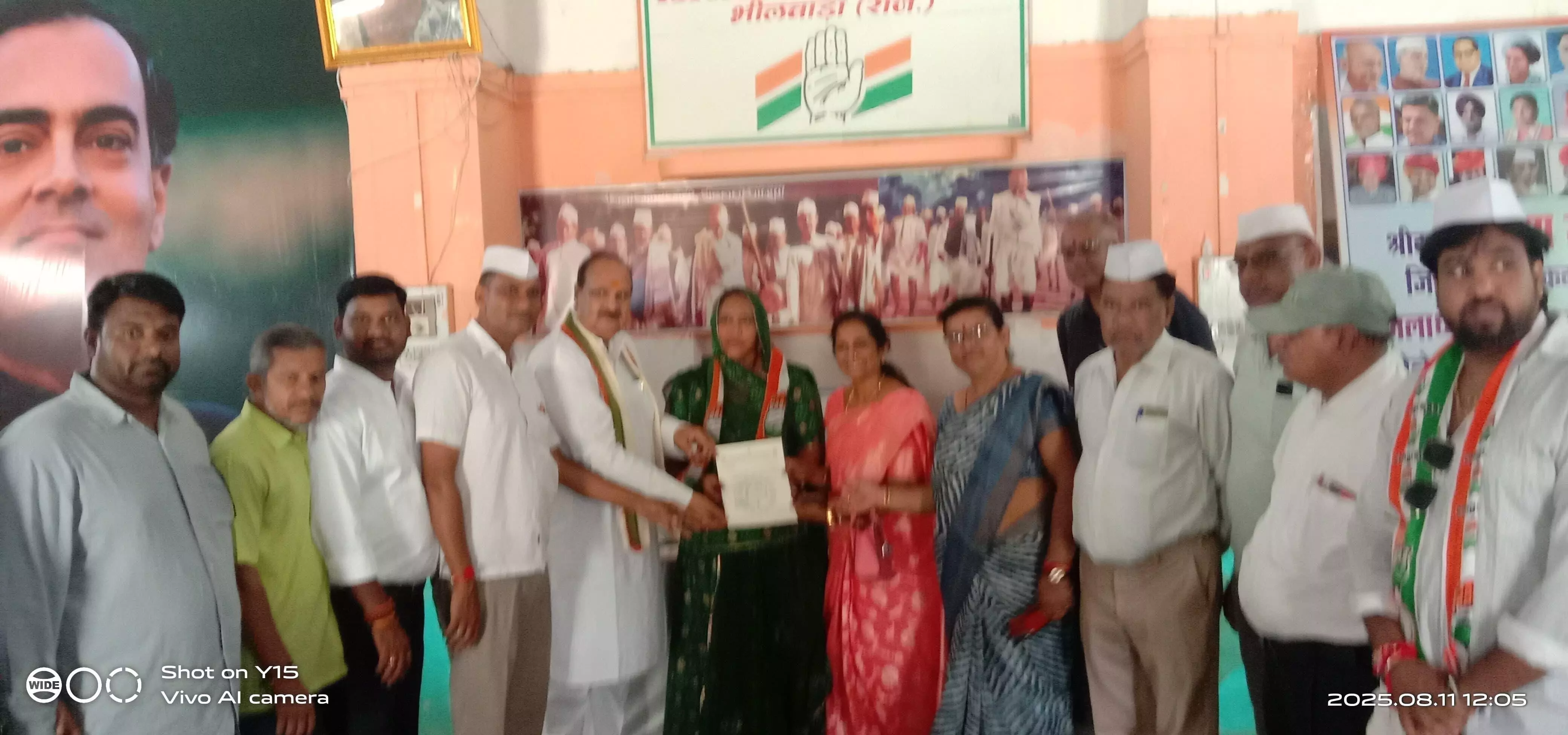 जिला कांग्रेस अध्यक्ष त्रिपाठी नेजिला सेवादल  जिलाध्यक्ष को प्रदान किये नियुक्ति पत्र