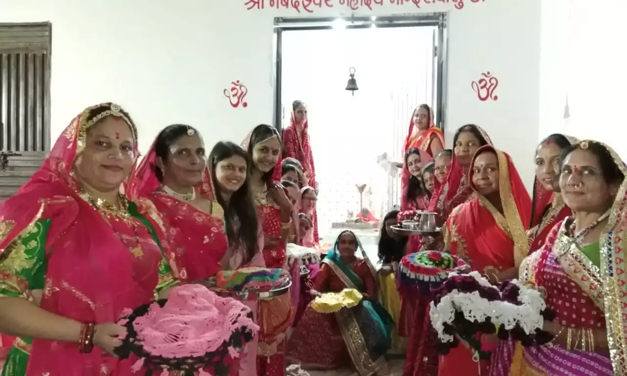 घोसुण्डा गांव में कजरी तीज का आयोजन