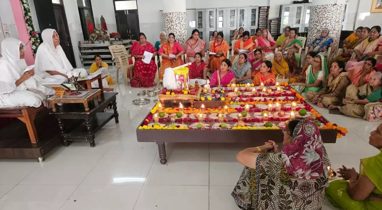 आदमी साधनों से नहीं साधना से श्रेष्ठ बनता है : साध्वी जयदर्शिता