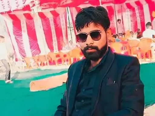 मेडिकल स्टोर संचालक ने किया सुसाइड:पिता ने पत्नी, सास-ससुर पर लगाया परेशान करने का आरोप मेडिकल स्टोर संचालक ने किया सुसाइड:पिता ने पत्नी, सास-ससुर पर लगाया परेशान करने का आरोप