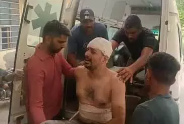 नाथद्वारा में 007 गैंग का हमला, युवक गंभीर घायल नाथद्वारा में 007 गैंग का हमला, युवक गंभीर घायल