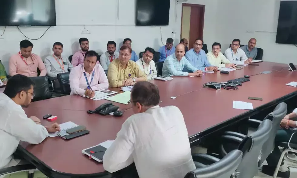 बैंक सामाजिक जिम्मेदारी समझें, वित्तीय समावेशन में दिखाएं गंभीरता - जिला कलक्टर