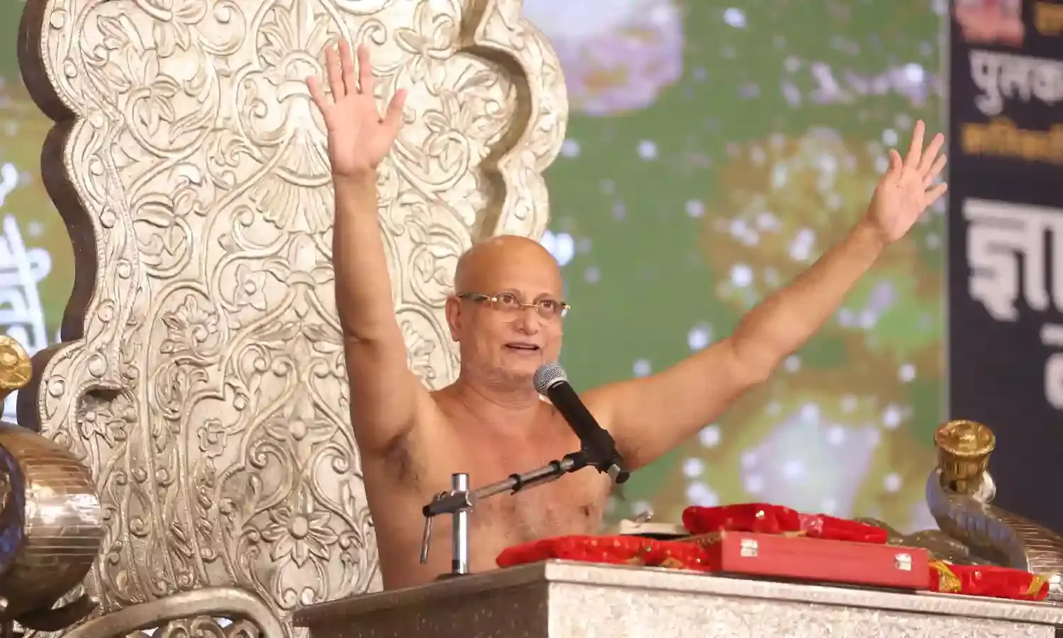 जीवन में सब कुछ मिल जाए यह असंभव, लेकिन इंसान सब कुछ पाने की चाह में भटक रहा : राष्ट्रसंत पुलक सागर