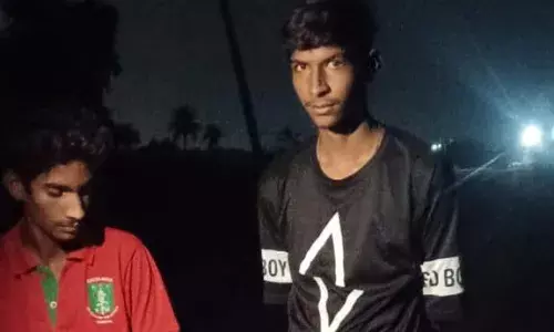 खेत पर चोरी की फिर कोशिश,  पड़ोसियों  ने दो युवको को दबोचा