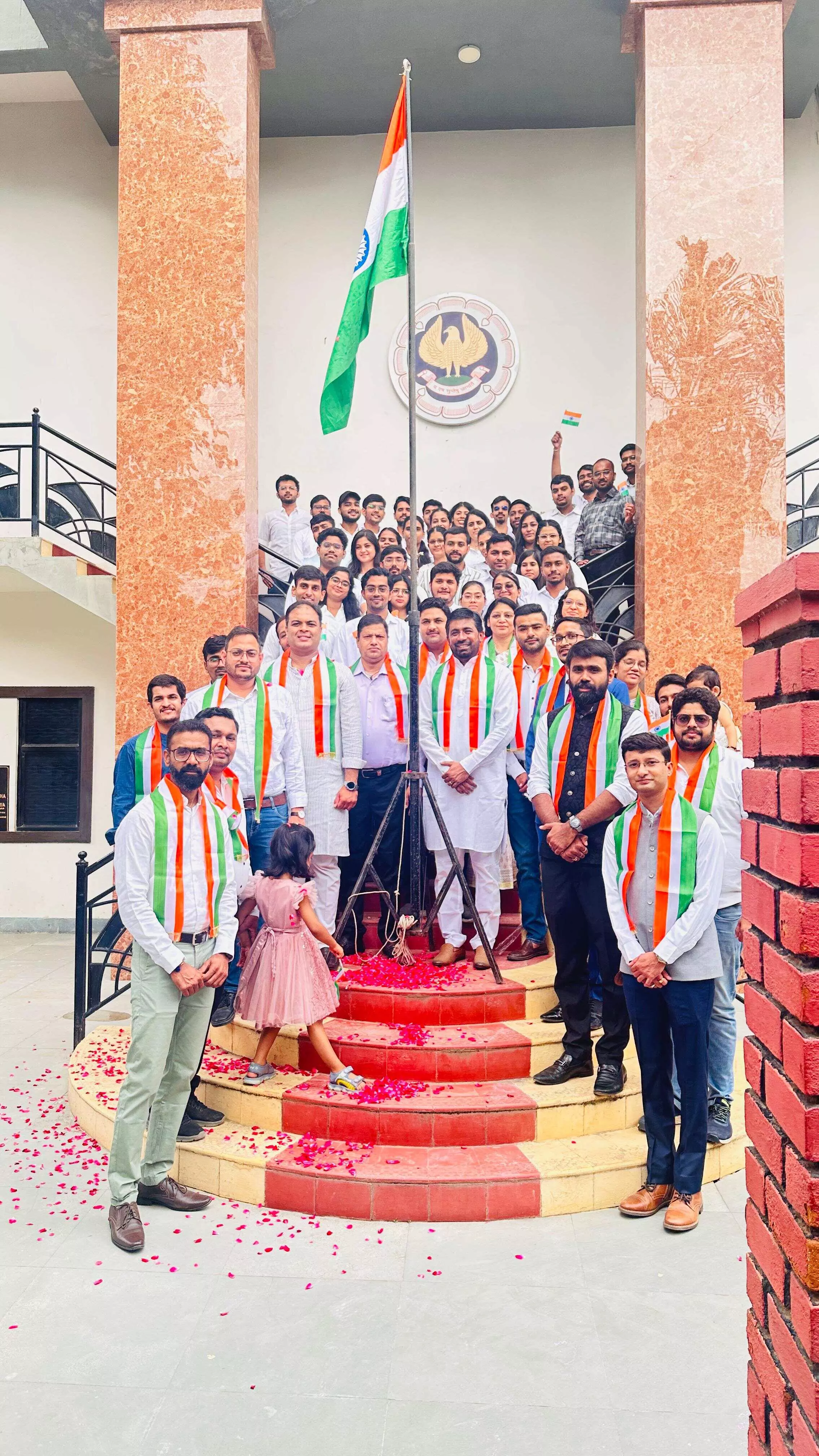 उदयपुर में 79वाँ स्वतंत्रता दिवस हर्षोल्लास के साथ मनाया उदयपुर में 79वाँ स्वतंत्रता दिवस हर्षोल्लास के साथ मनाया