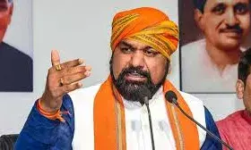 राहुल-तेजस्वी पर सम्राट चौधरी का हमला, कहा- यह मौसेरे भाई हैं, एक देश तो दूसरे बिहार को लूटने वाले हैं राहुल-तेजस्वी पर सम्राट चौधरी का हमला, कहा- यह मौसेरे भाई हैं, एक देश तो दूसरे बिहार को लूटने वाले हैं