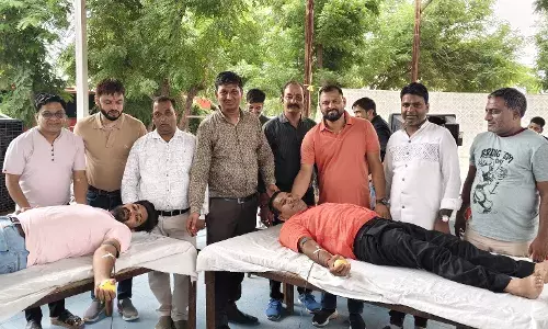 गंगापुर में स्व.  समदानी की स्मृति में 108 लोगों ने किया रक्तदान, महिलाओं की भी रही सहभागिता