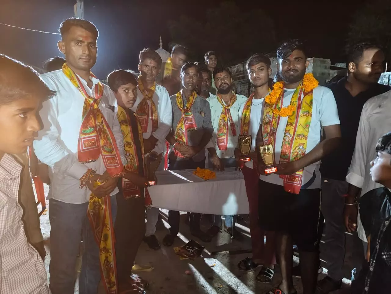 मटकी फोड़ कार्यक्रम में विष्णु  रहे प्रथम