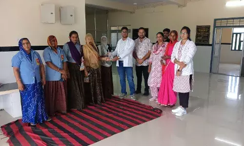 शक्करगढ़ में मातृत्व दिवस पर 78 गर्भवती महिलाओं की जांच, दी गई जरूरी दवाएं व परामर्श शक्करगढ़ में मातृत्व दिवस पर 78 गर्भवती महिलाओं की जांच, दी गई जरूरी दवाएं व परामर्श