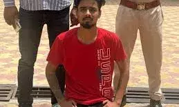 सीकर पुलिस का शानदार ऑपरेशन, भीलवाड़ा से अफीम सप्लायर कुशराज राजौरा दबोचा सीकर पुलिस का शानदार ऑपरेशन, भीलवाड़ा से अफीम सप्लायर कुशराज राजौरा दबोचा