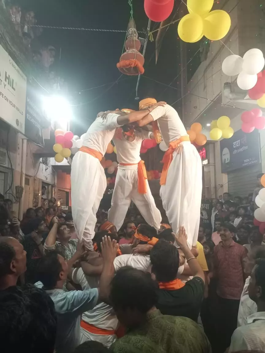 नंदो उत्सव एवं मटकी फोड़ प्रतियोगिता आयोजि‍त