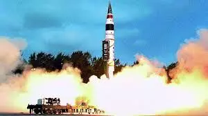 5000 किलोमीटर तक दुश्मनों की खैर नहीं, तबाह कर देगा अग्नि-5 मिसाइल 5000 किलोमीटर तक दुश्मनों की खैर नहीं, तबाह कर देगा अग्नि-5 मिसाइल