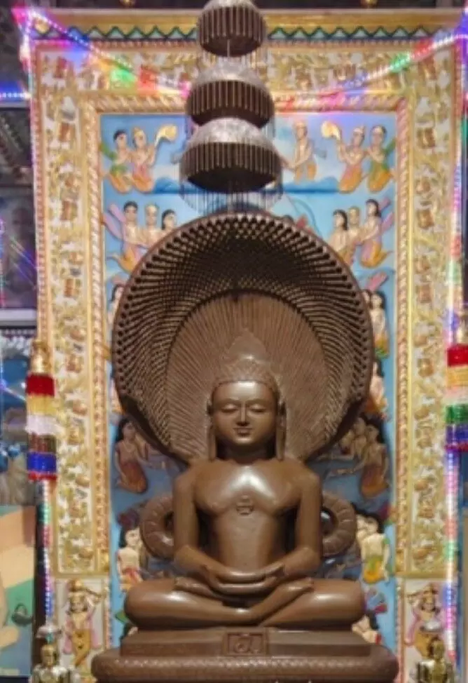 शहर में गणेश मंदिर और बिगोद में जैन मंदिर को चोरों ने बनाया निशाना, नगदी और जेवरात पर किया हाथ साफ, लोगों में रोष शहर में गणेश मंदिर और बिगोद में जैन मंदिर को चोरों ने बनाया निशाना, नगदी और जेवरात पर किया हाथ साफ, लोगों में रोष