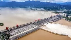 ब्रह्मपुत्र पर चीन बना रहा बांध, भारत ने जताई चिंता; जानें ड्रैगन के साथ क्या हैं जल संबंधी समझौते ब्रह्मपुत्र पर चीन बना रहा बांध, भारत ने जताई चिंता; जानें ड्रैगन के साथ क्या हैं जल संबंधी समझौते