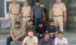 उदयपुर में ठिकाना , अमेरिकी नागरिकों से ठगी ,अहमदाबाद के ठग गिरफ्तार उदयपुर में ठिकाना , अमेरिकी नागरिकों से ठगी ,अहमदाबाद के ठग गिरफ्तार