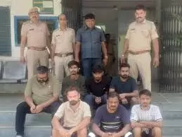 उदयपुर में ठिकाना , अमेरिकी नागरिकों से ठगी ,अहमदाबाद के ठग गिरफ्तार