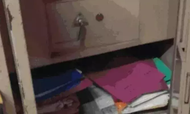 भदेसर: महिला एवं बाल विकास विभाग के ऑफिस में चोरी, तीन मोबाइल फोन ले उड़े चोर