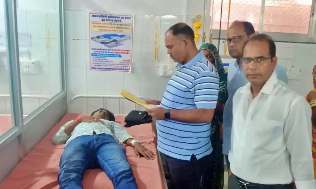 एडीएम ने घायलों से पूछी कुशलक्षेम, समुचित उपचार के दिए निर्देश