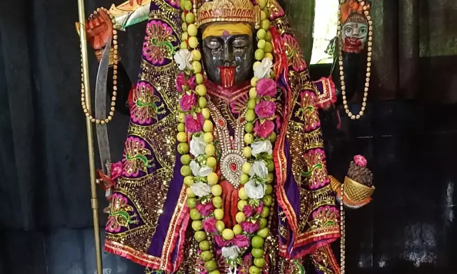 मसानिया भैरवनाथ मंदिर में हुआ शमशान भद्रकाली माता का विशेष अभिषेक