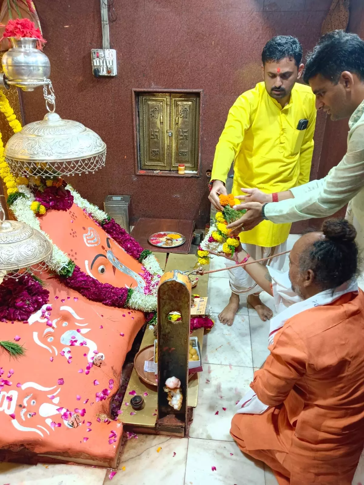 भीलवाड़ा में शिव महापुराण कथा को लेकर  महंत बाबू गिरी महाराज ने चिंतामन गणेश को दिया पहला न्यौता,  शुरू हुई तैयारियां