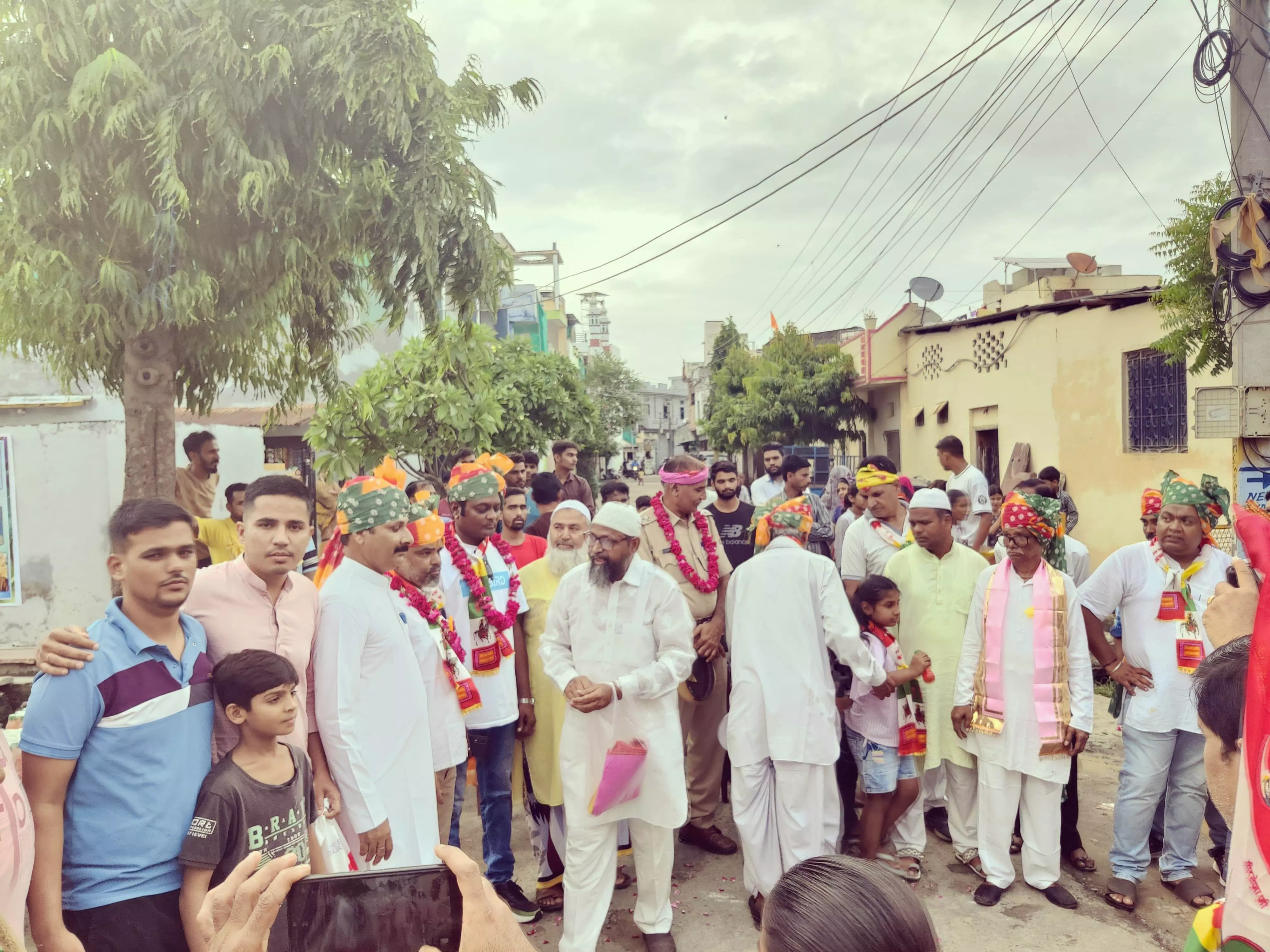 रामदेव जयंती पर श्रद्धालुओं को किया स्वागत रामदेव जयंती पर श्रद्धालुओं को किया स्वागत